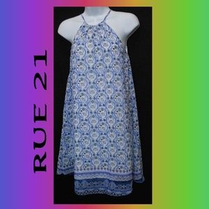 JUNIOR LADIES X-SMALL ** RUE 21 SUMMER DRESS